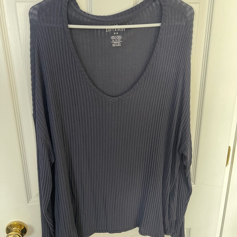 AE “Soft & Sexy” long sleeve top